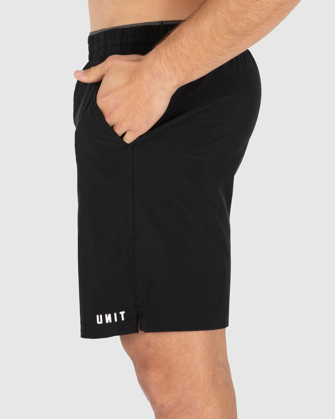 UNIT Mens Central Stretch Shorts 19"