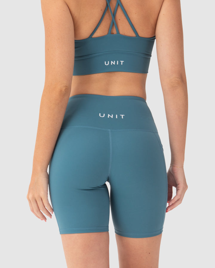 UNIT Energy Ladies 18.5" Shorts