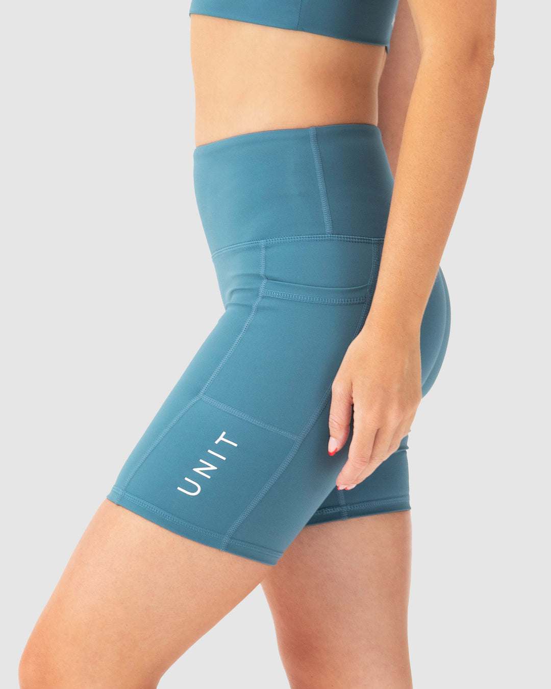 UNIT Energy Ladies 18.5" Shorts